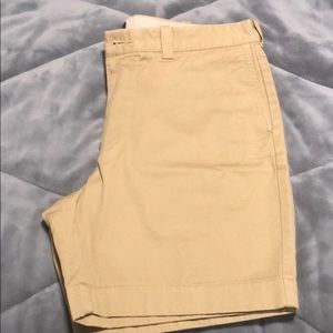 J. Crew 7in Reade Shorts